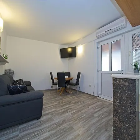 Apartment Alva - Two Bedroom With Terrace *